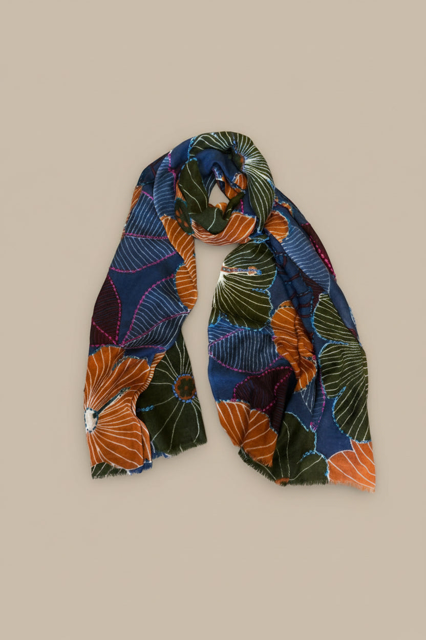 Sciarpa 100% lana ricamata a mano